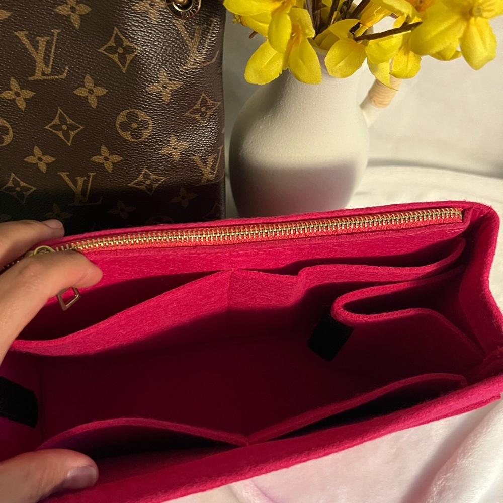 Loui Vuitton Graceful PM - Picture 10 of 13